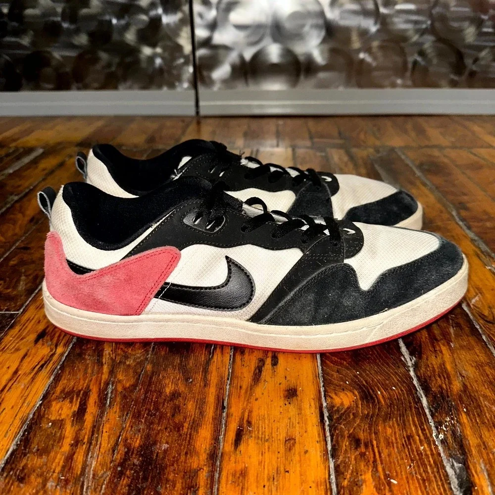 Nike SB Alleyoop Sneakers Men's Size 13 Black White Suede Lace Up Skate Shoes